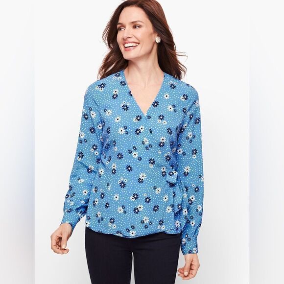 Talbots Petites Blue Flora Wrap Blouse Poet Sleeve V-Neck Flowers & Dots Size LP - Picture 1 of 16